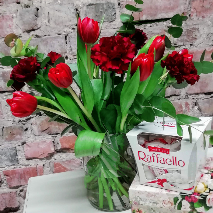 Red Bouquet & Rafaello 150gr