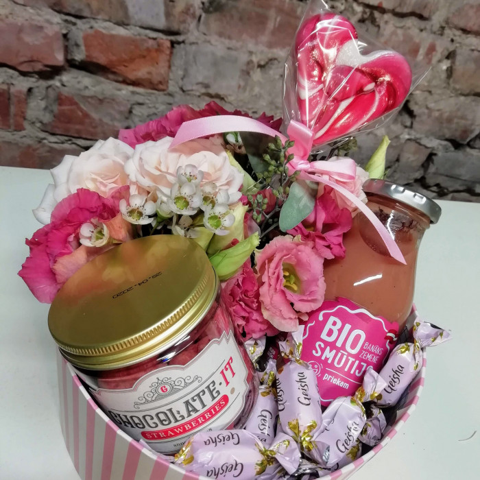 Flowers & Candy box Amelia