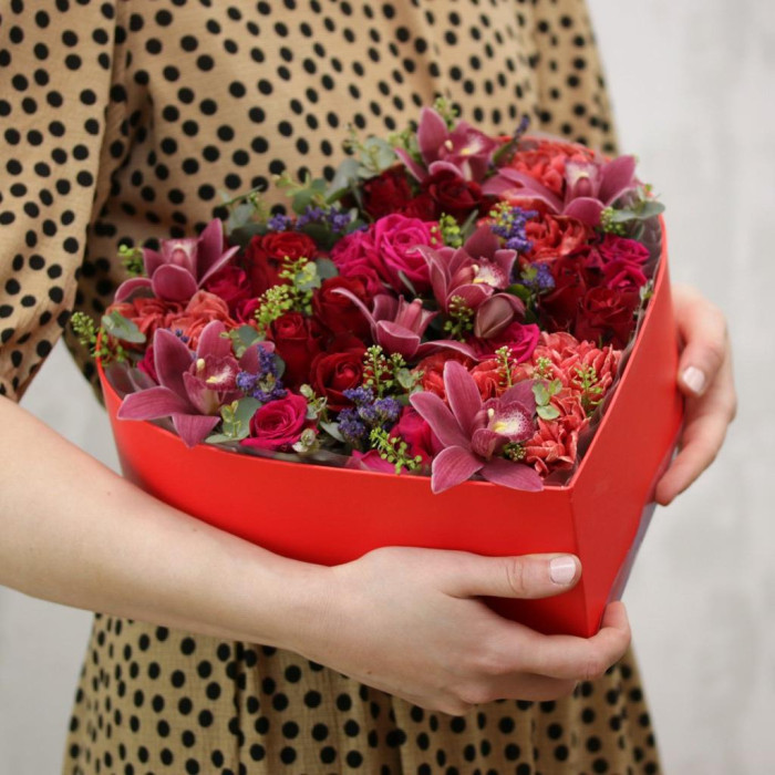 Цветы в коробке "Мое сердце"